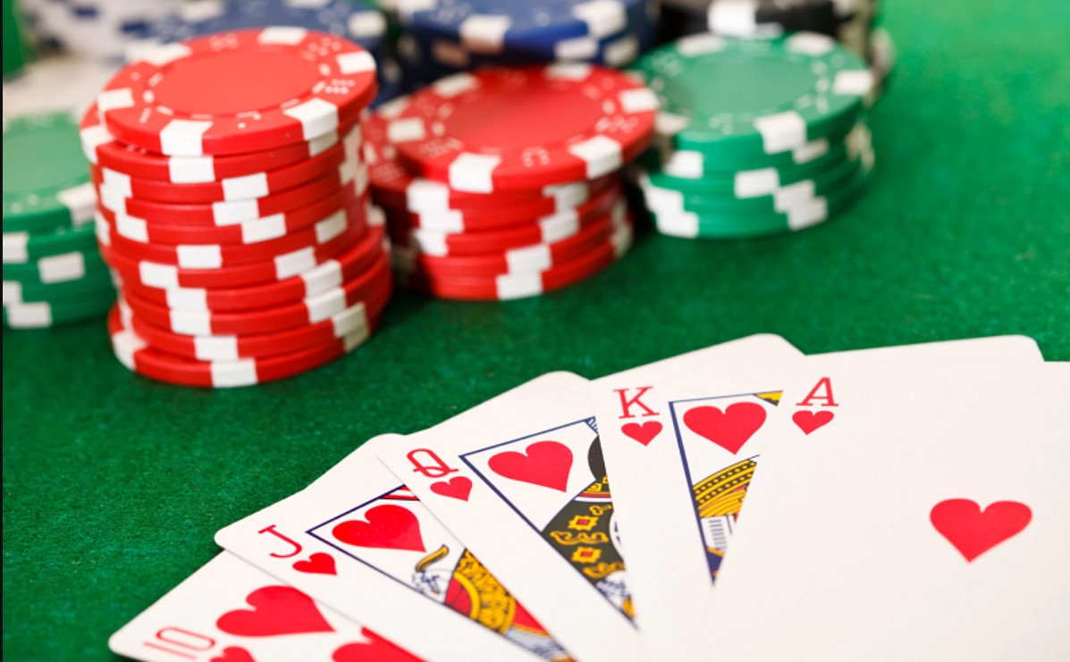 Luật Chơi Poker Rikbet - Hướng Đẫn Chi Tiết Để Trở Thành Cao Thủ 2 Sơ lược thông tin về luật chơi Poker Rikbet